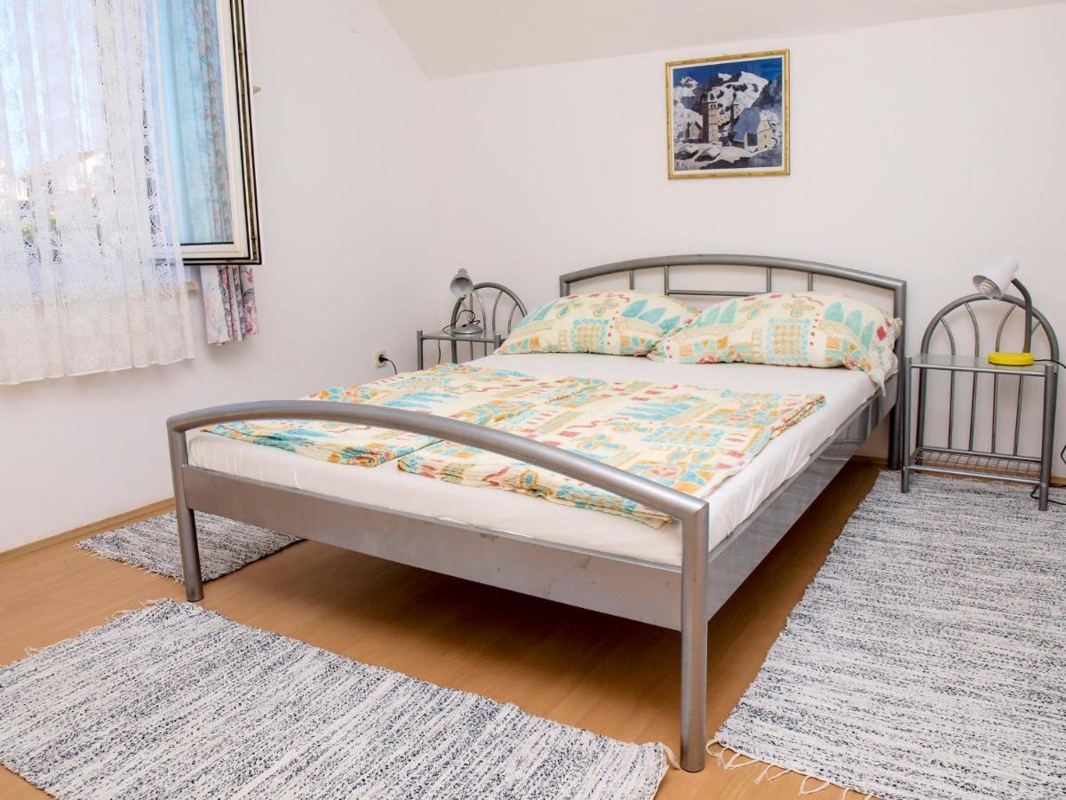 Apartments Vukovic Postira Rom bilde